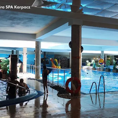 Vacationclub - Komuny Paryskiej 30 3 Apartamento *